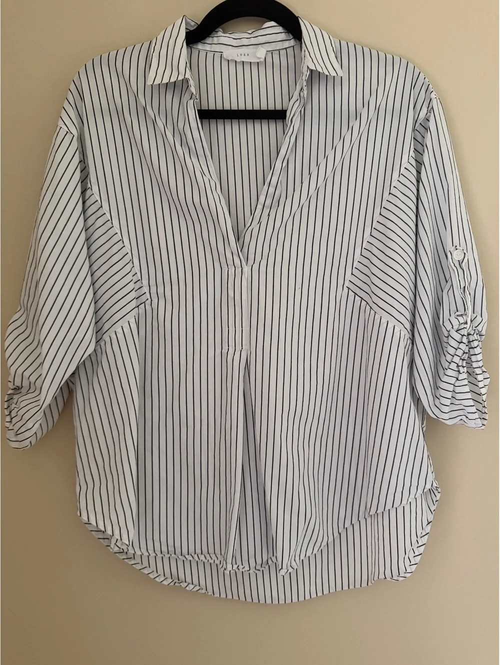 100% cotton, Lush Small black/white top